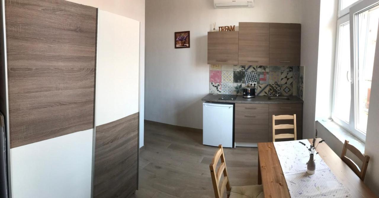 Studio Apartmani Paola Rijeka Eksteriør billede